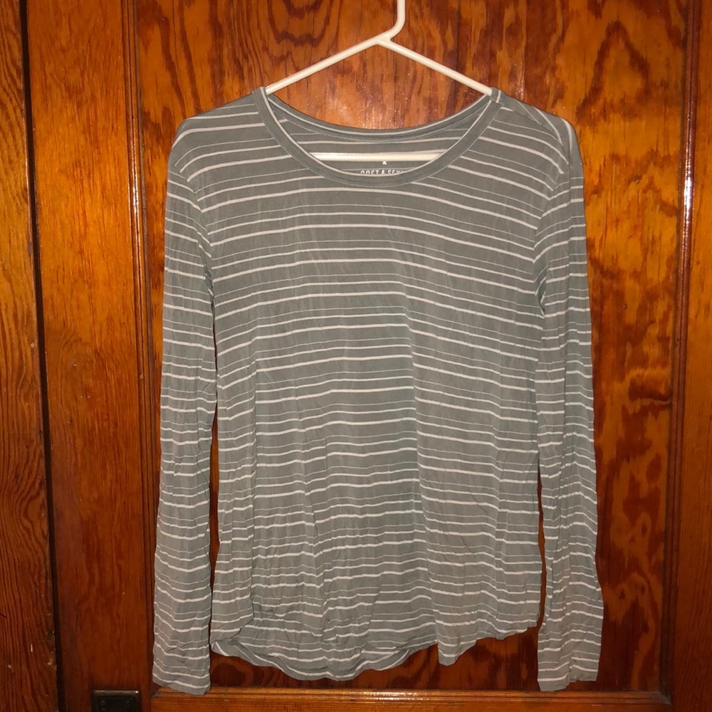 Long sleeve tee